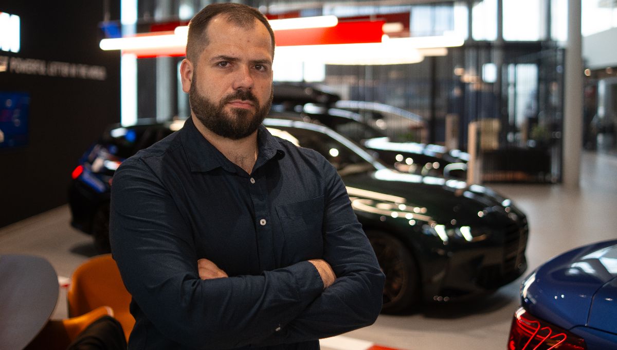 Adrian Krzykowski Mistrz Serwisu Blacharsko-Lakierniczego